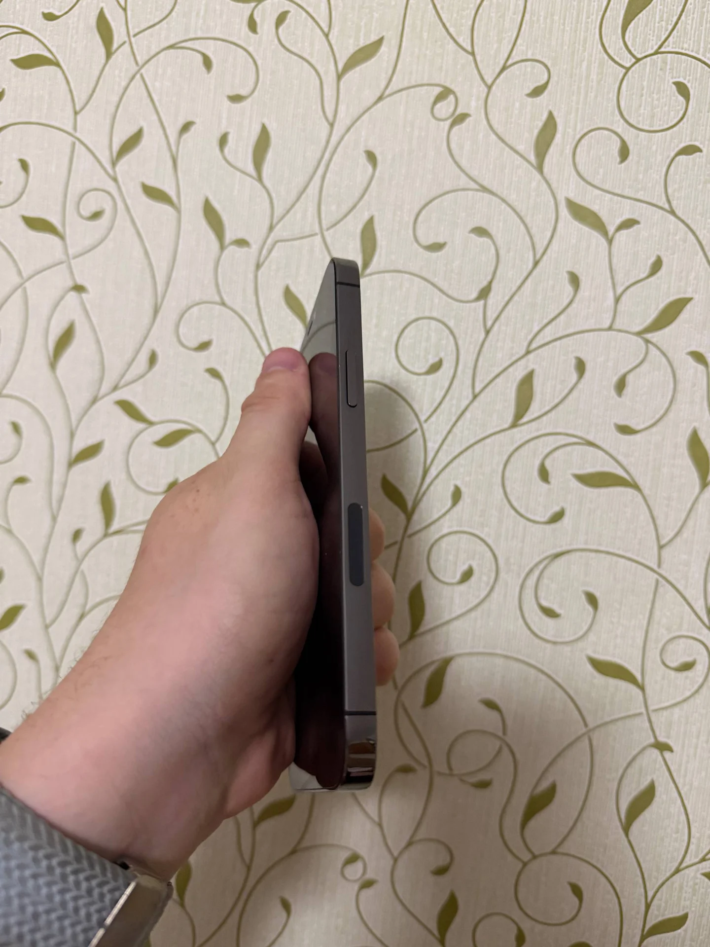 iPhone 12 Pro 256gb Черный - миниатюра 4