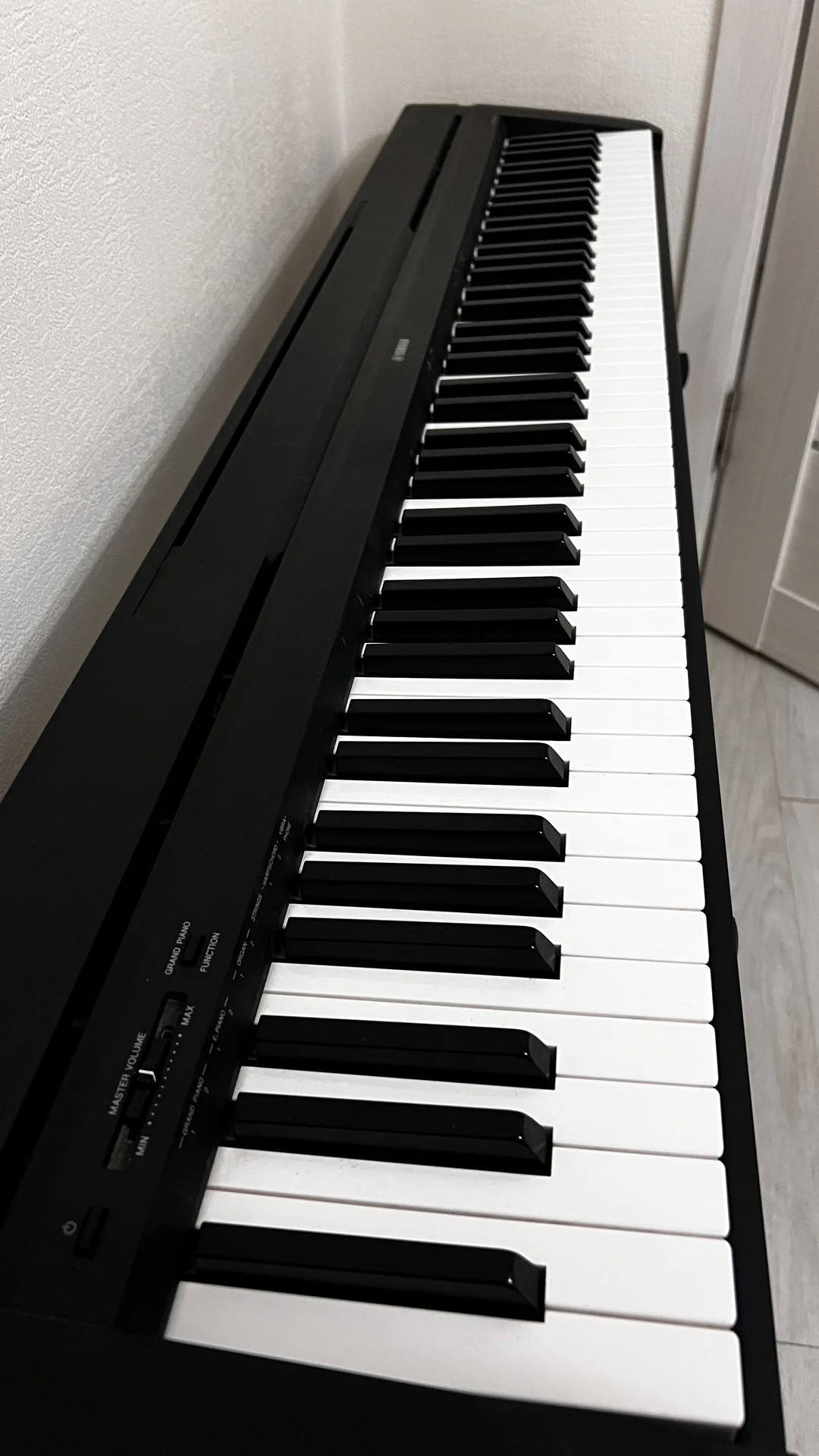 Пианино YAMAHA P45 - миниатюра 3