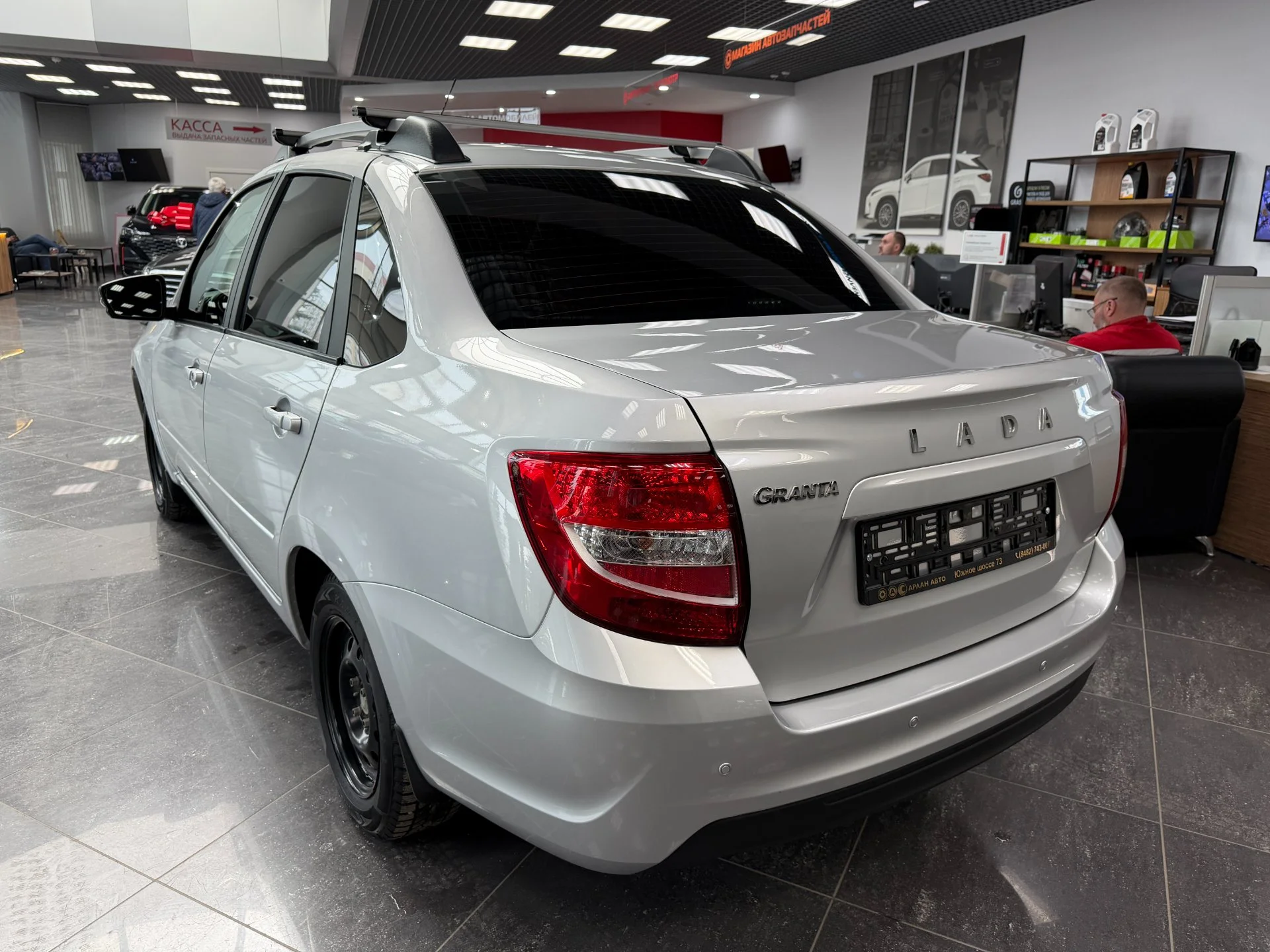 ВАЗ (LADA) Granta 1.6 MT, 2024, 22 032 км - миниатюра 3