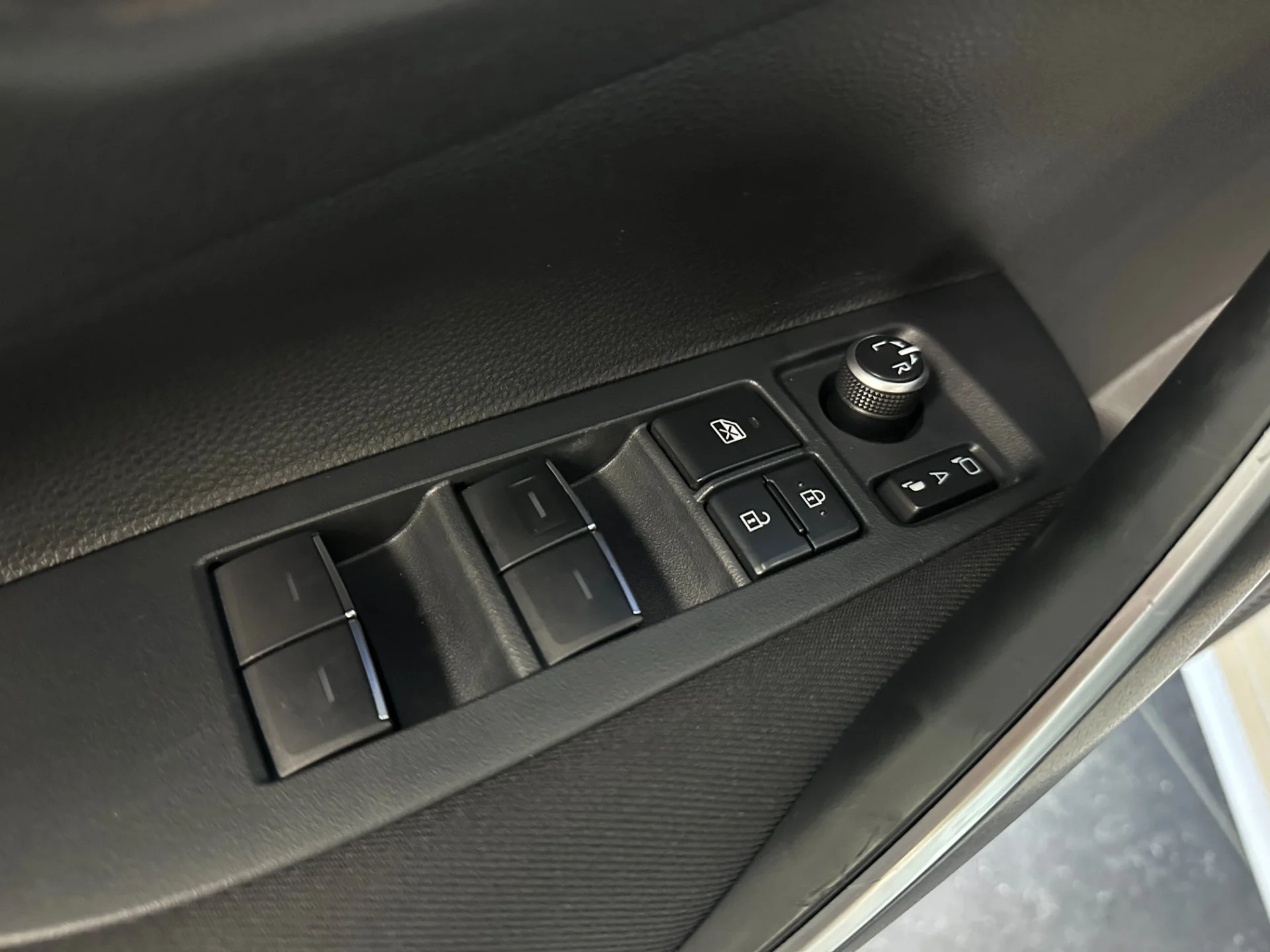 Toyota Corolla 1.6 CVT, 2020, 63 850 км - миниатюра 8