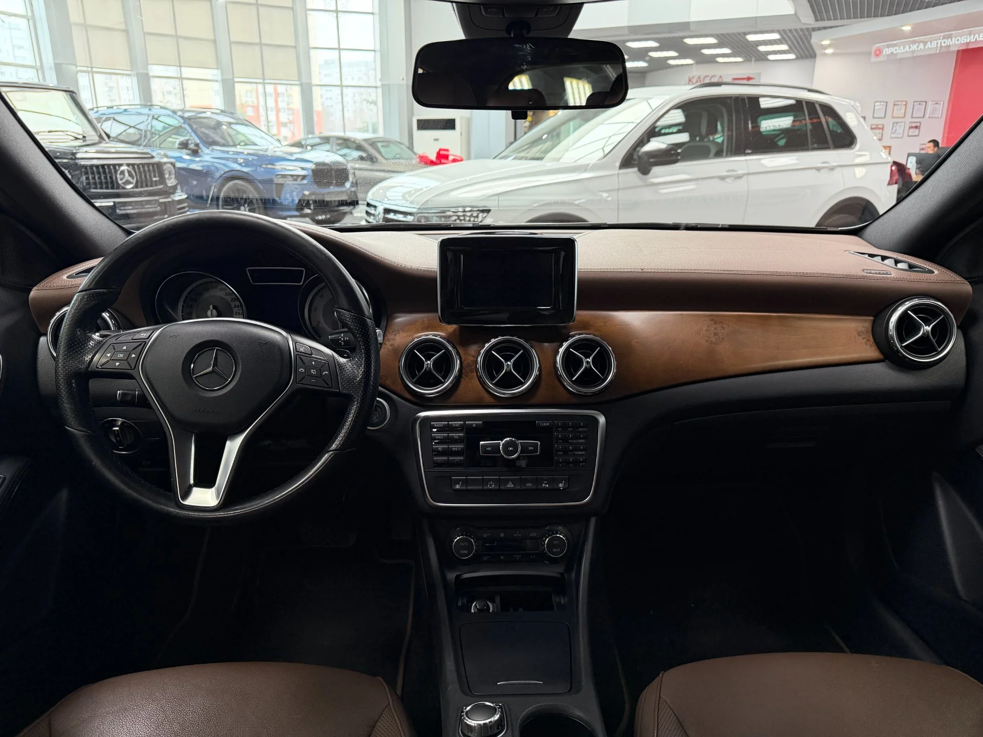 Mercedes-Benz GLA-класс 1.6 AMT, 2014, 321 135 км - миниатюра 5