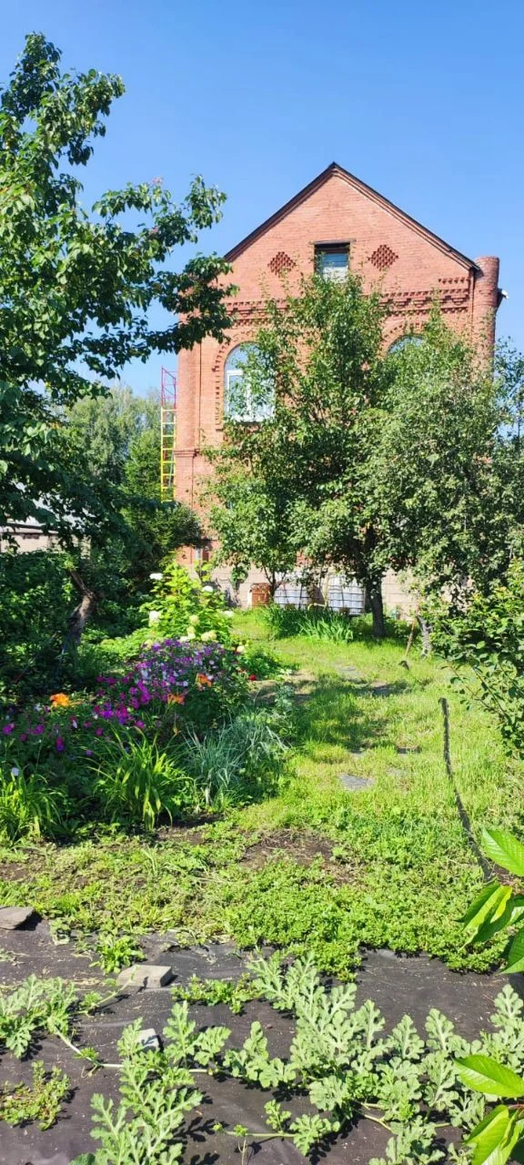 Просторный дом 180 м² - миниатюра 2