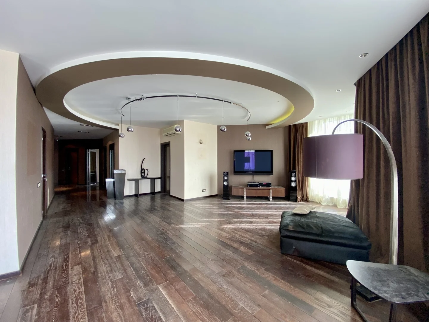 Банкротные торги: Квартира: 3-к. квартира, 187,5 м², 32/50 эт. - миниатюра 3