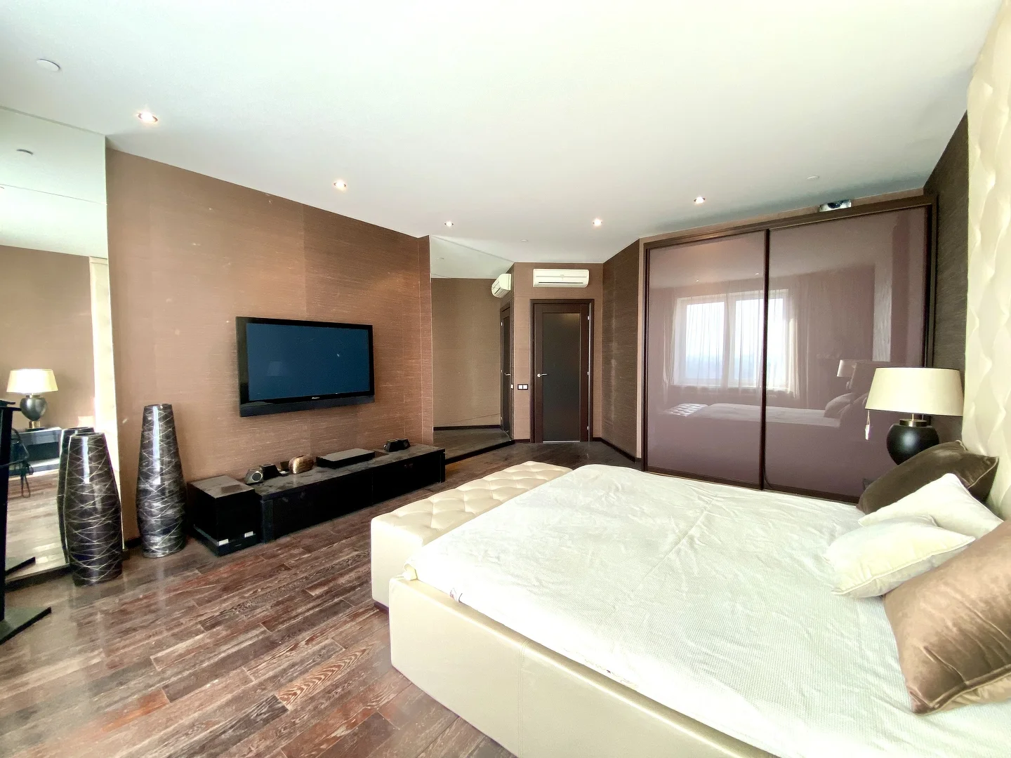 Банкротные торги: Квартира: 3-к. квартира, 187,5 м², 32/50 эт. - миниатюра 16