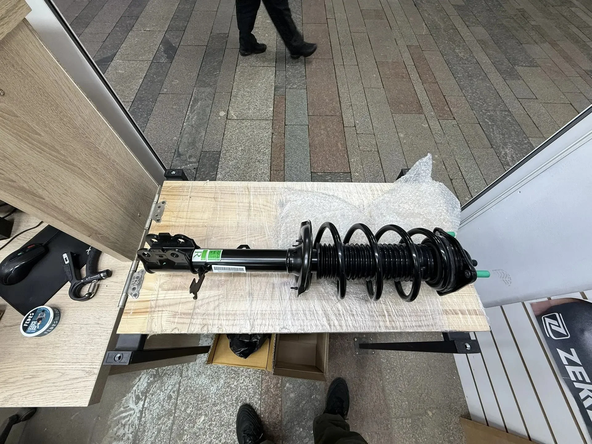 Амортизатор передний Tiggo 7 Pro LH/RH В сборе - миниатюра 4