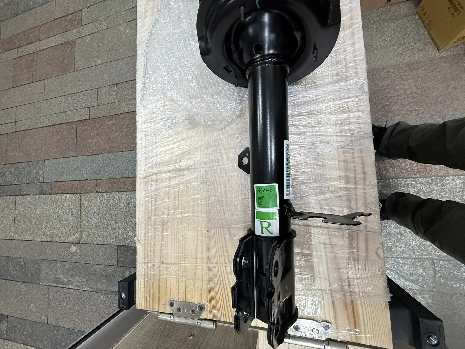Амортизатор передний Tiggo 7 Pro LH/RH В сборе - миниатюра 6