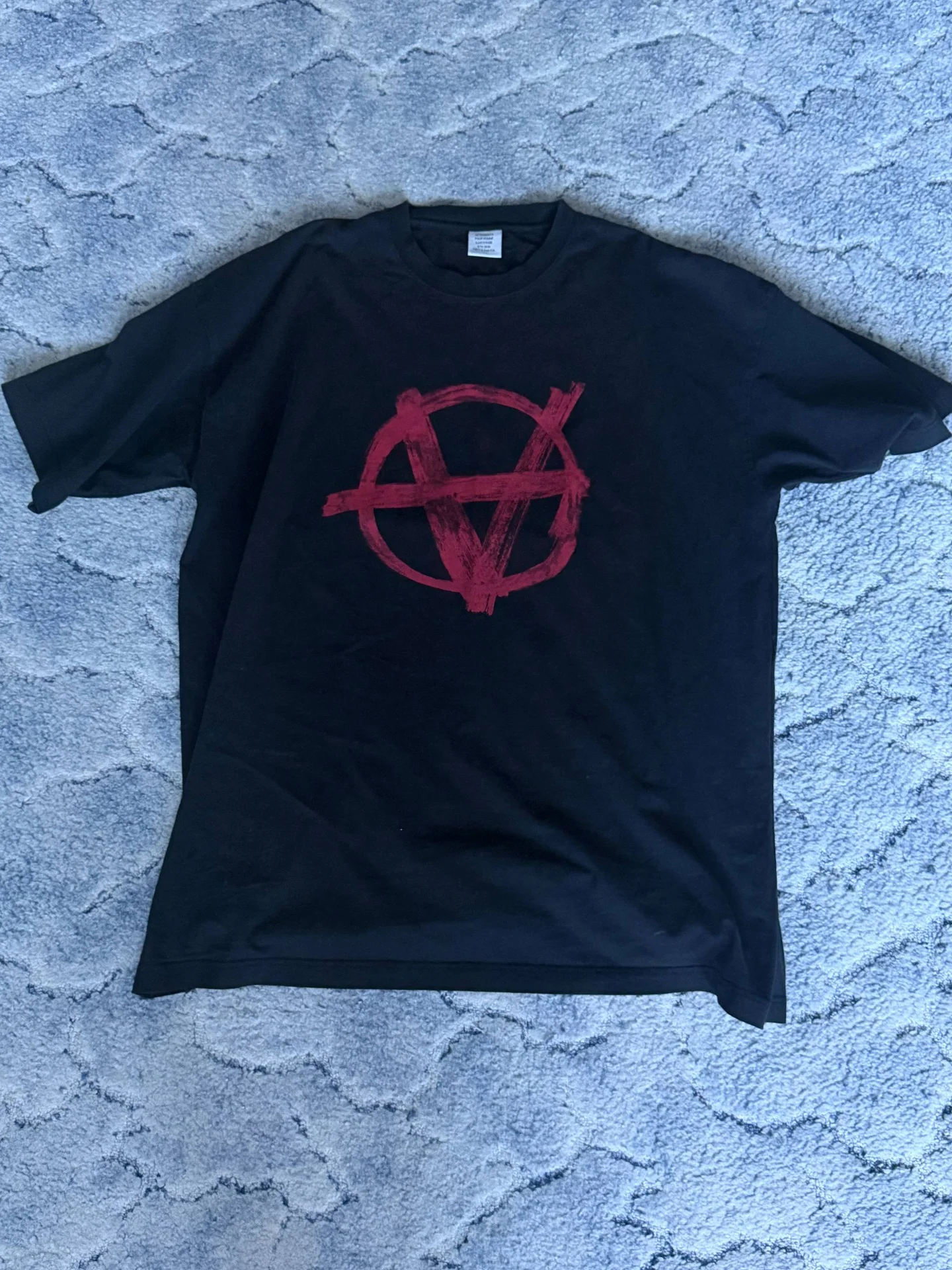 Футболка vetements anarchy - изображение 1
