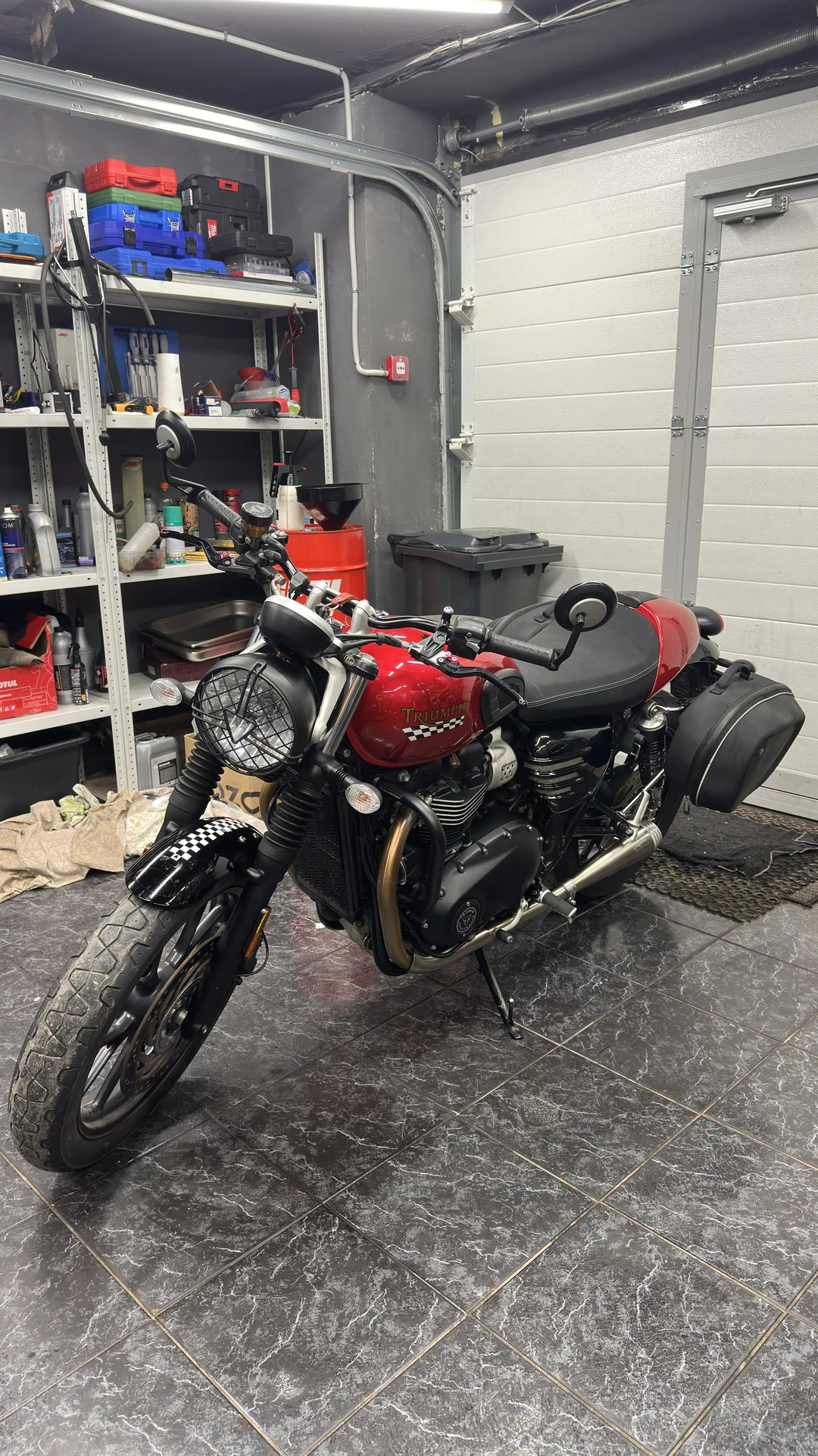 Triumph street twin 900 2019 - миниатюра 2