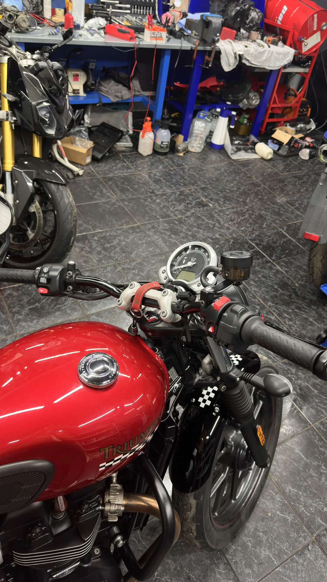 Triumph street twin 900 2019 - миниатюра 5