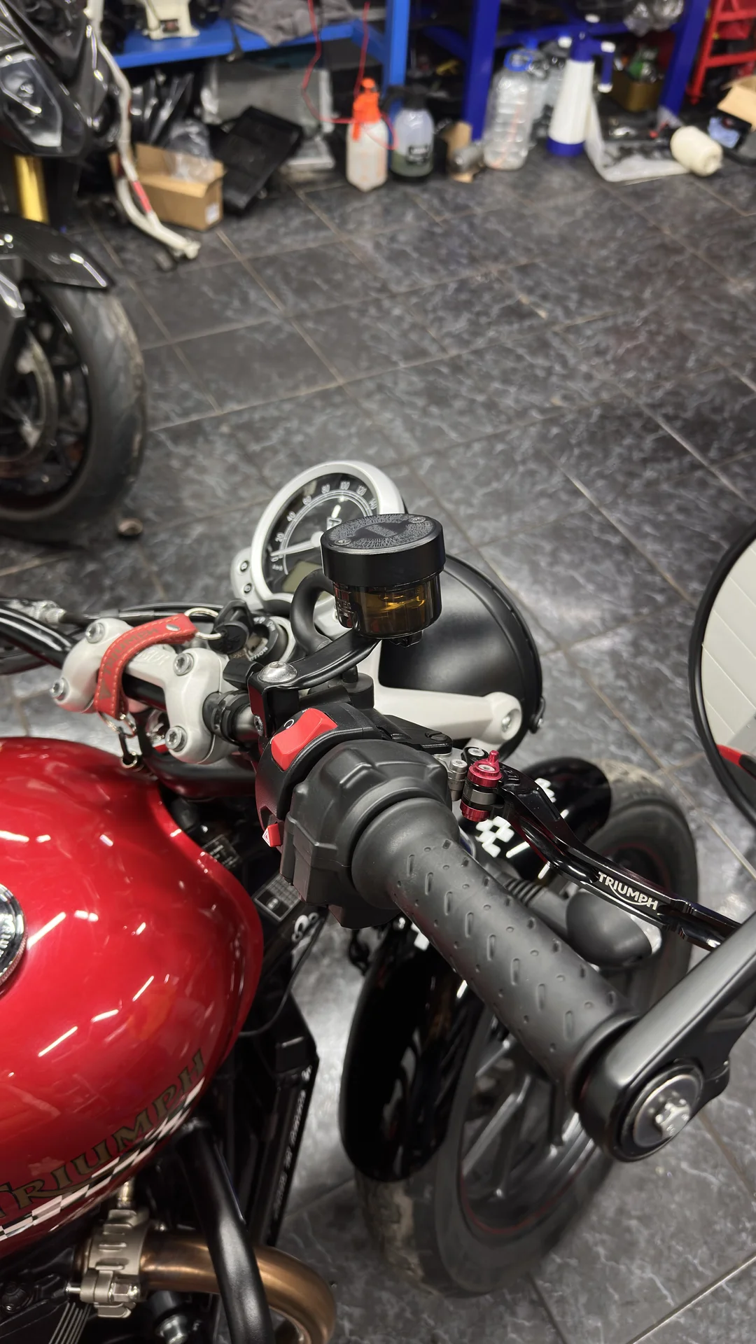 Triumph street twin 900 2019 - миниатюра 9