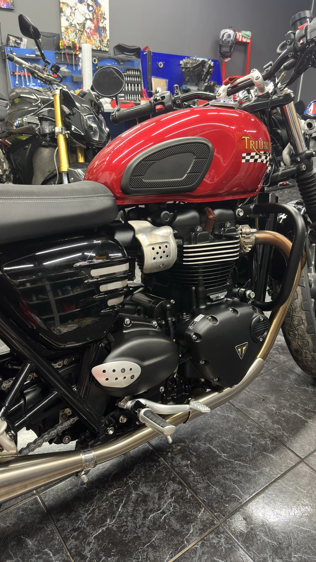 Triumph street twin 900 2019 - миниатюра 11