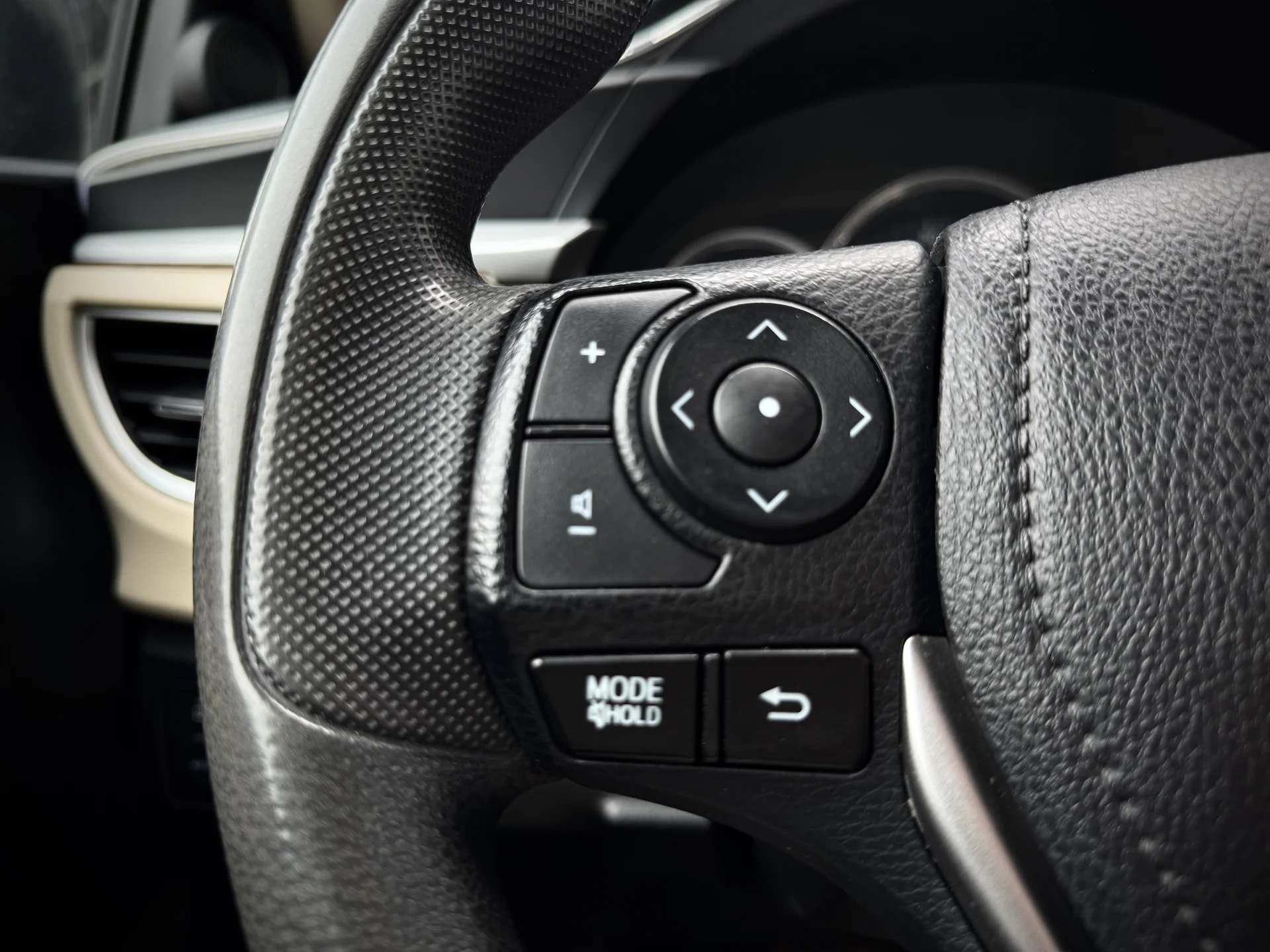 Toyota Corolla 2014 - миниатюра 28