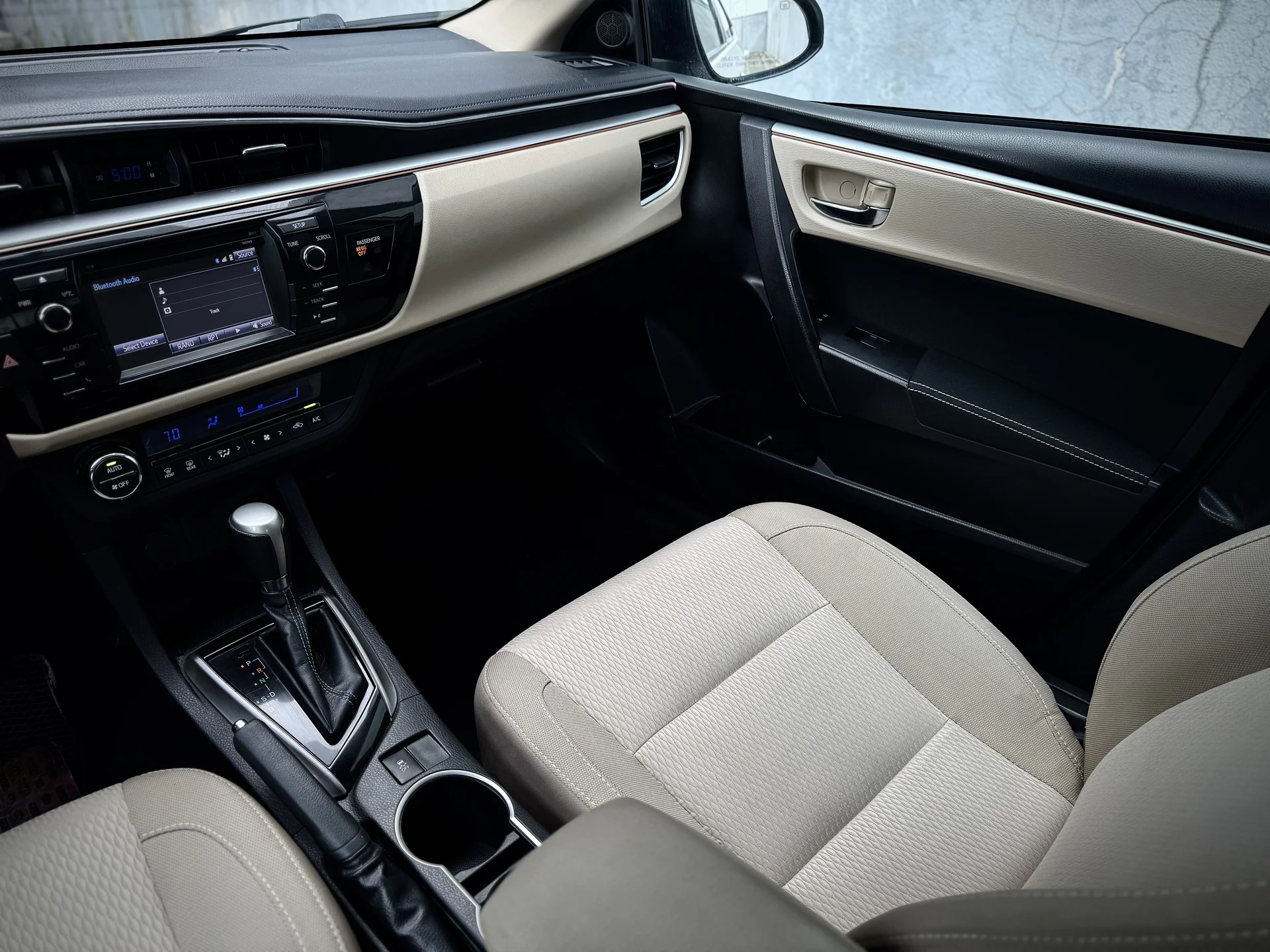 Toyota Corolla 2014 - миниатюра 32