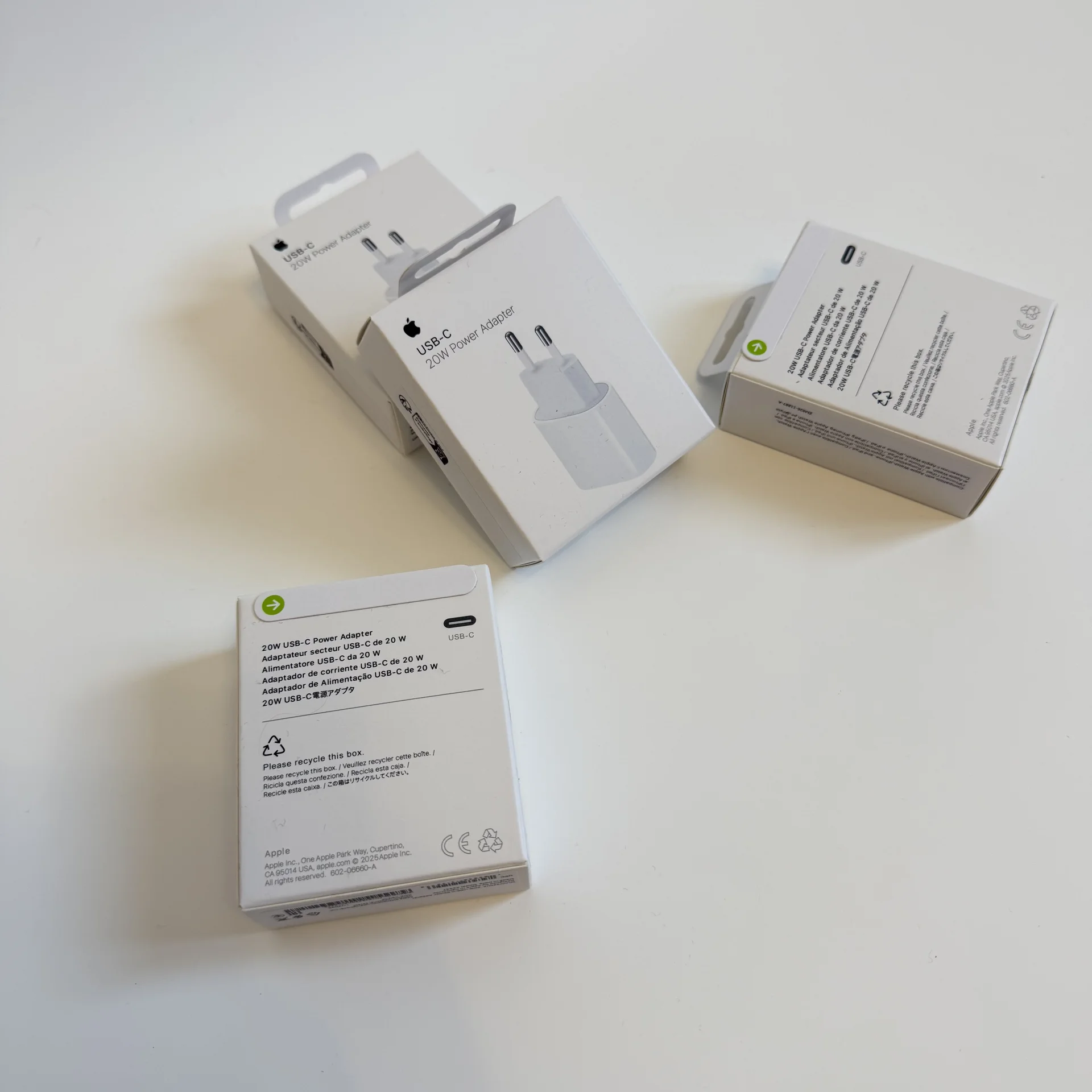 Адаптер Apple 20w USB-C - миниатюра 2
