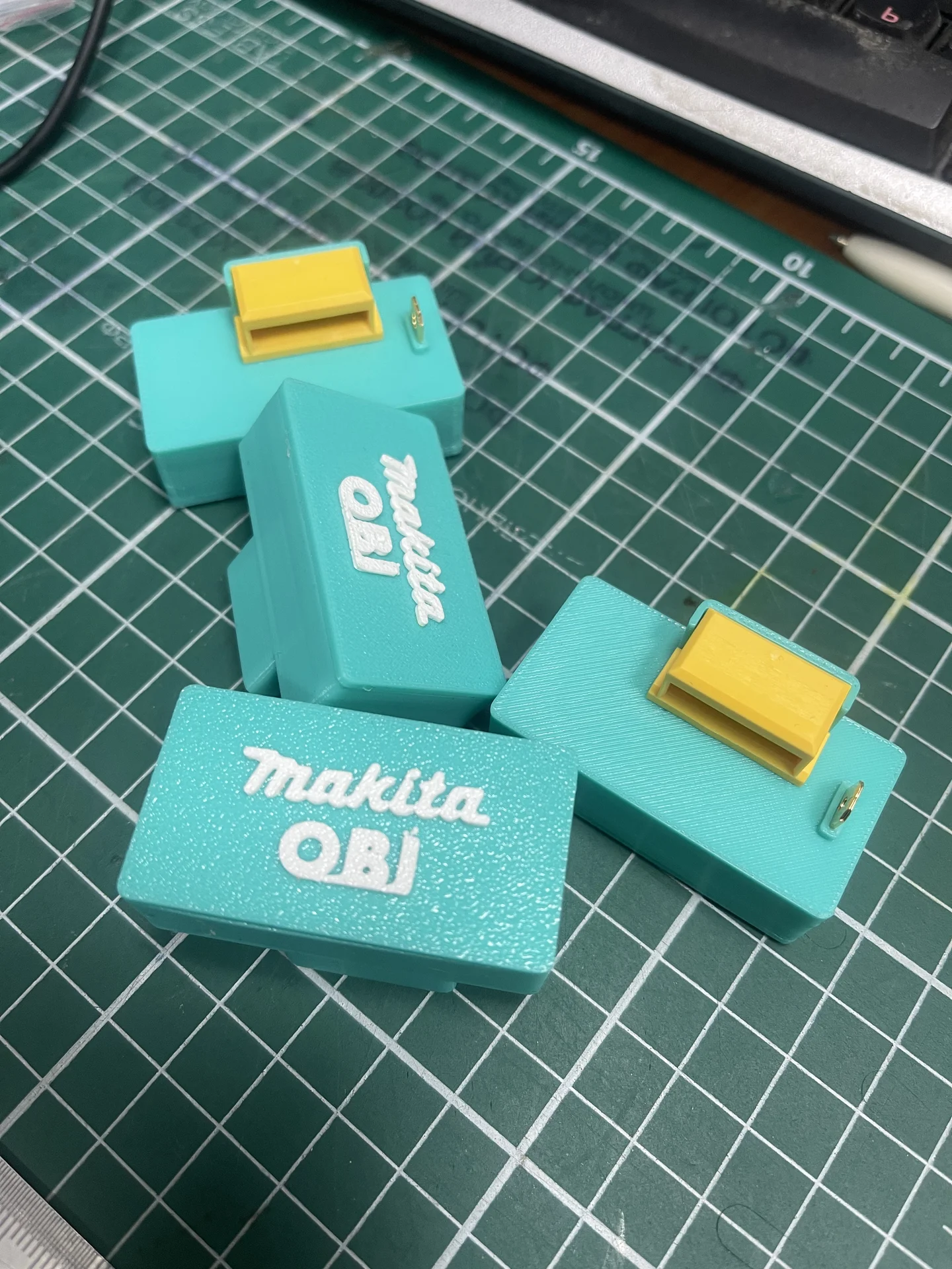 Программатор разблокировщик аккумуляторов Makita - изображение 1