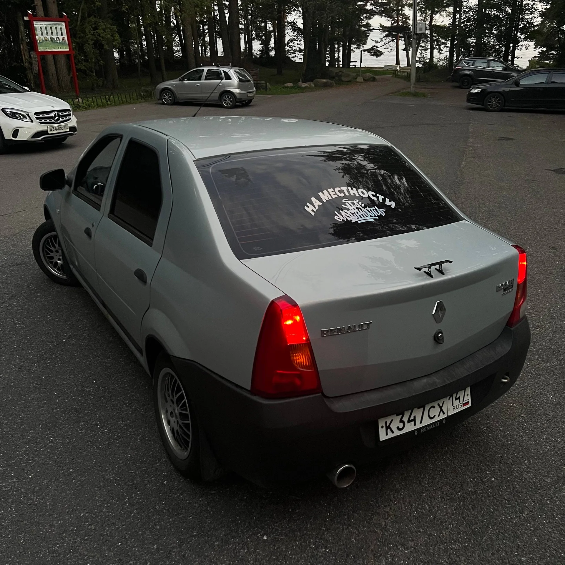 Renault Logan 1 1.4 2006 - миниатюра 2