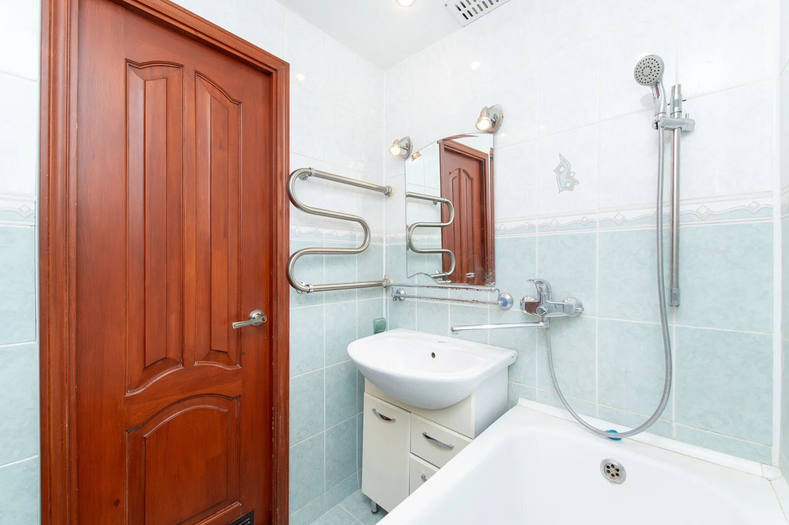 Лаконичная трешка в продаже - миниатюра 19