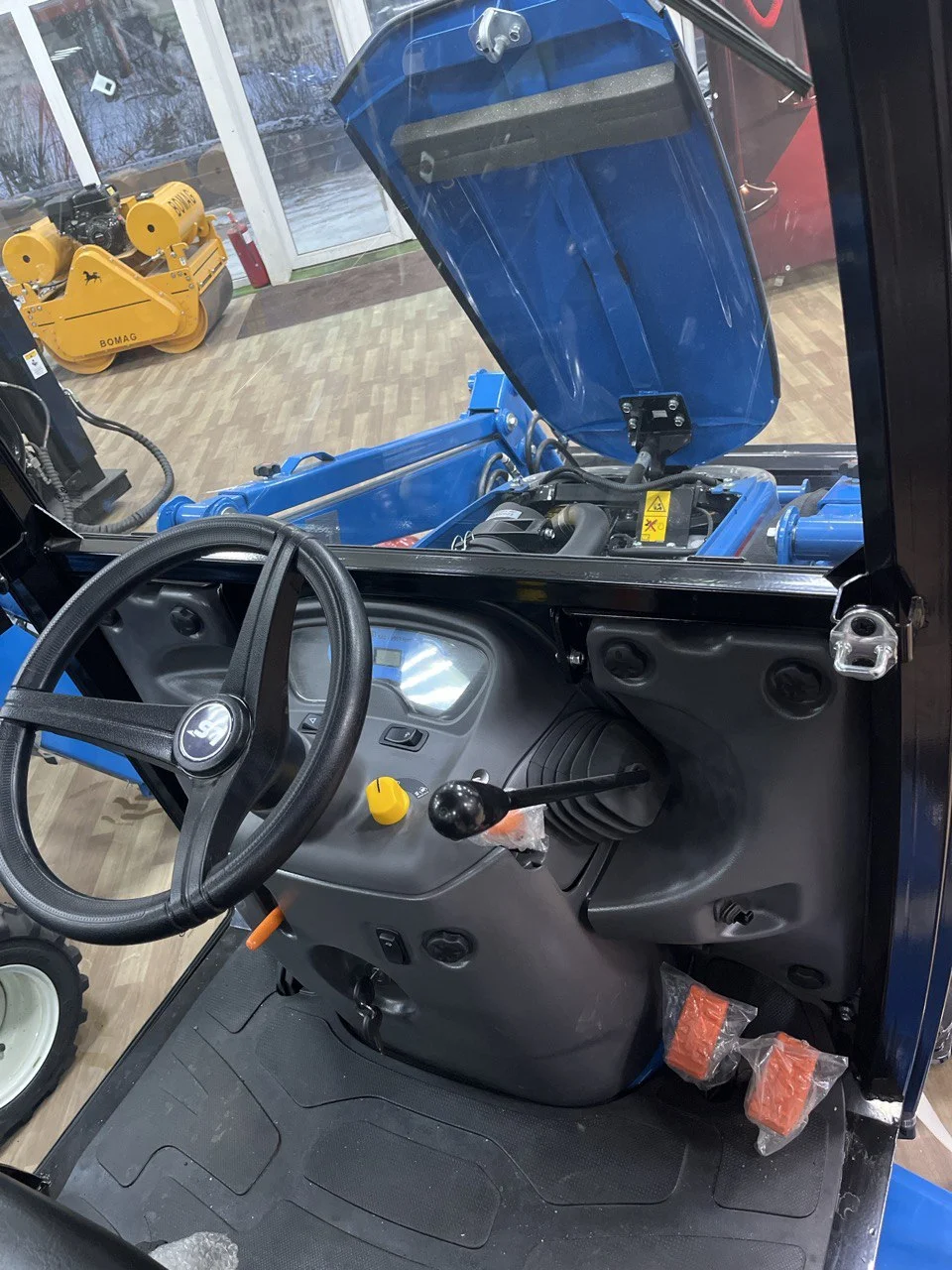 Минитрактор Yanmar LS MT1.25 HST - миниатюра 10