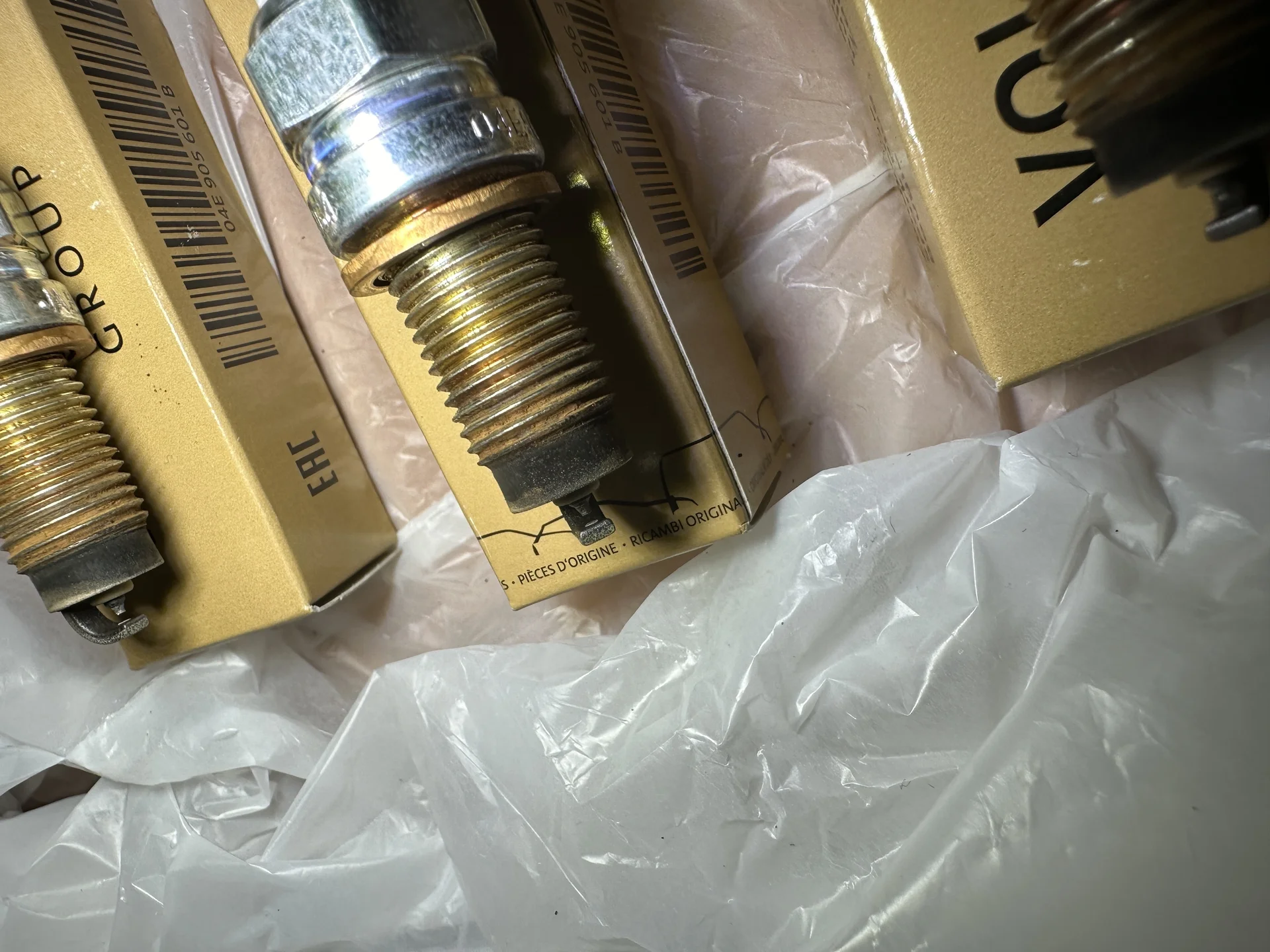 Свечи зажигания vag 1.4 czca 04E 905 601 B - миниатюра 13