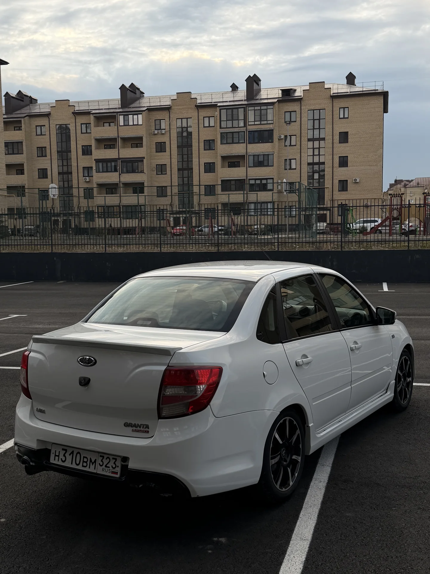 Lada Granta Sport - миниатюра 9