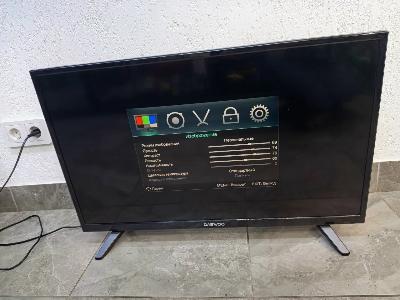 Телевизор daewoo 32 hd led tv (М29) - миниатюра 3
