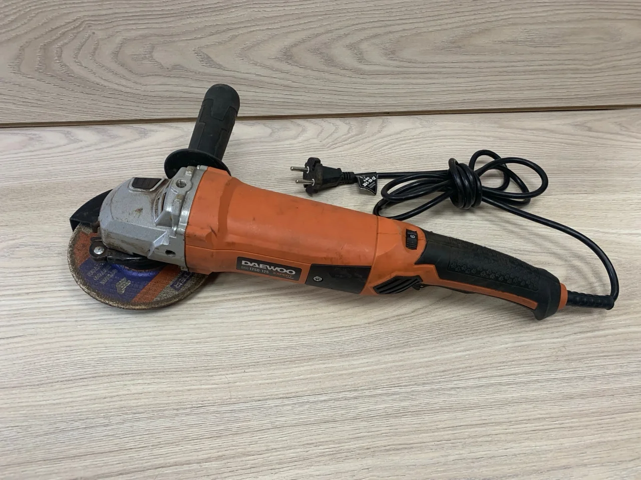 УШМ Daewoo DAG 1250-125 - миниатюра 2