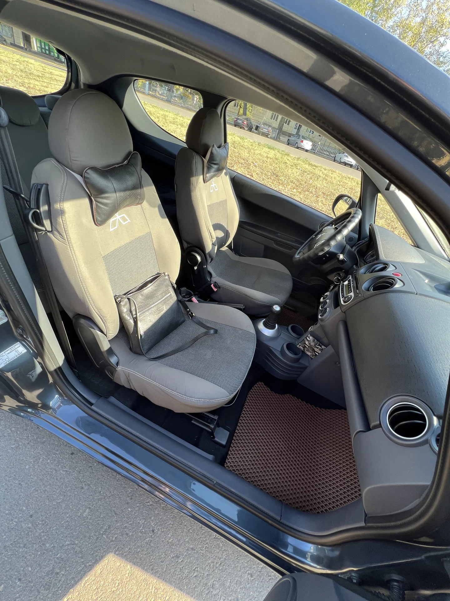 Mitsubishi Colt 2009 - миниатюра 7