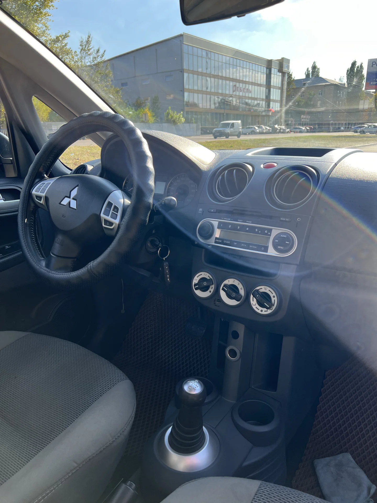 Mitsubishi Colt 2009 - миниатюра 9