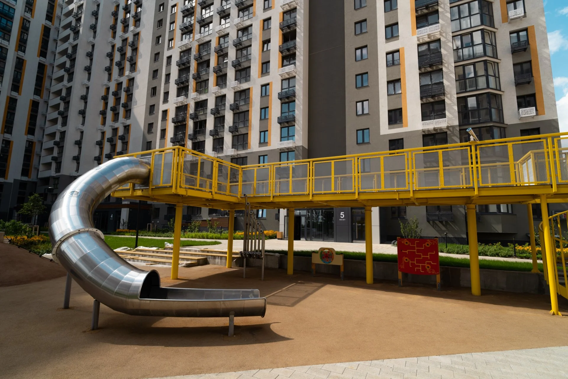 Новая 1-к. квартира, 44 м², 10/18 эт. в ЖК комфорт-класса - миниатюра 26