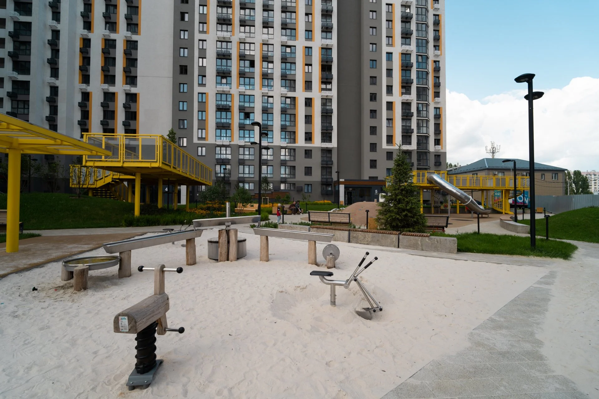 Новая 1-к. квартира, 44 м², 10/18 эт. в ЖК комфорт-класса - миниатюра 27