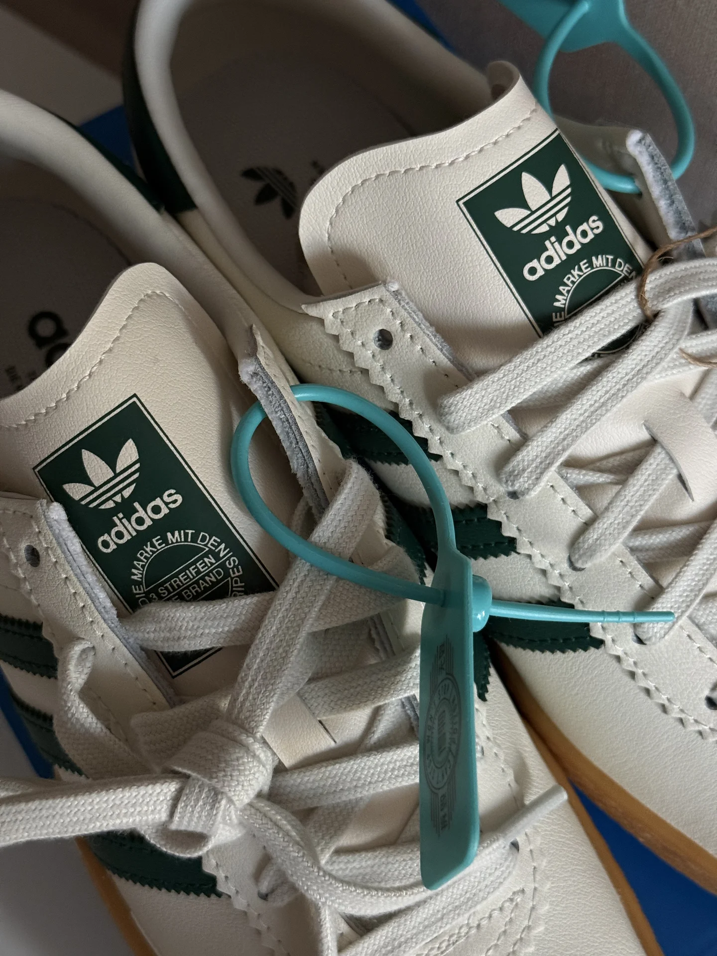 Кроссовки adidas Originals Stadt 23,5 см 37-38 р - миниатюра 5