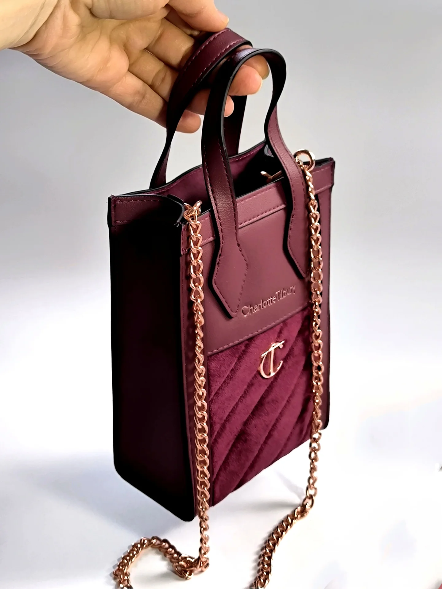 Charlotte Tilbury сумочка косметичка - миниатюра 2