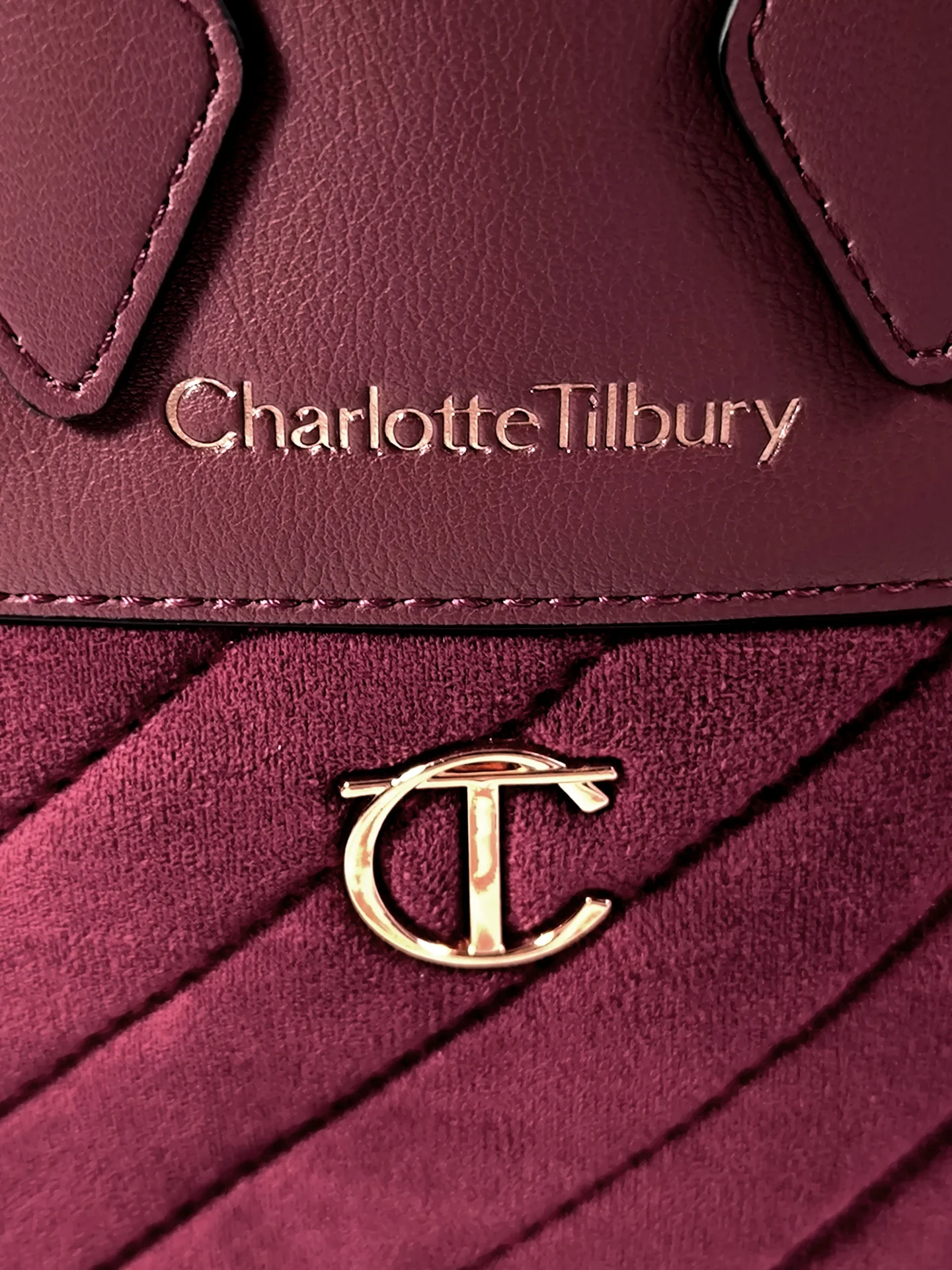 Charlotte Tilbury сумочка косметичка - миниатюра 4