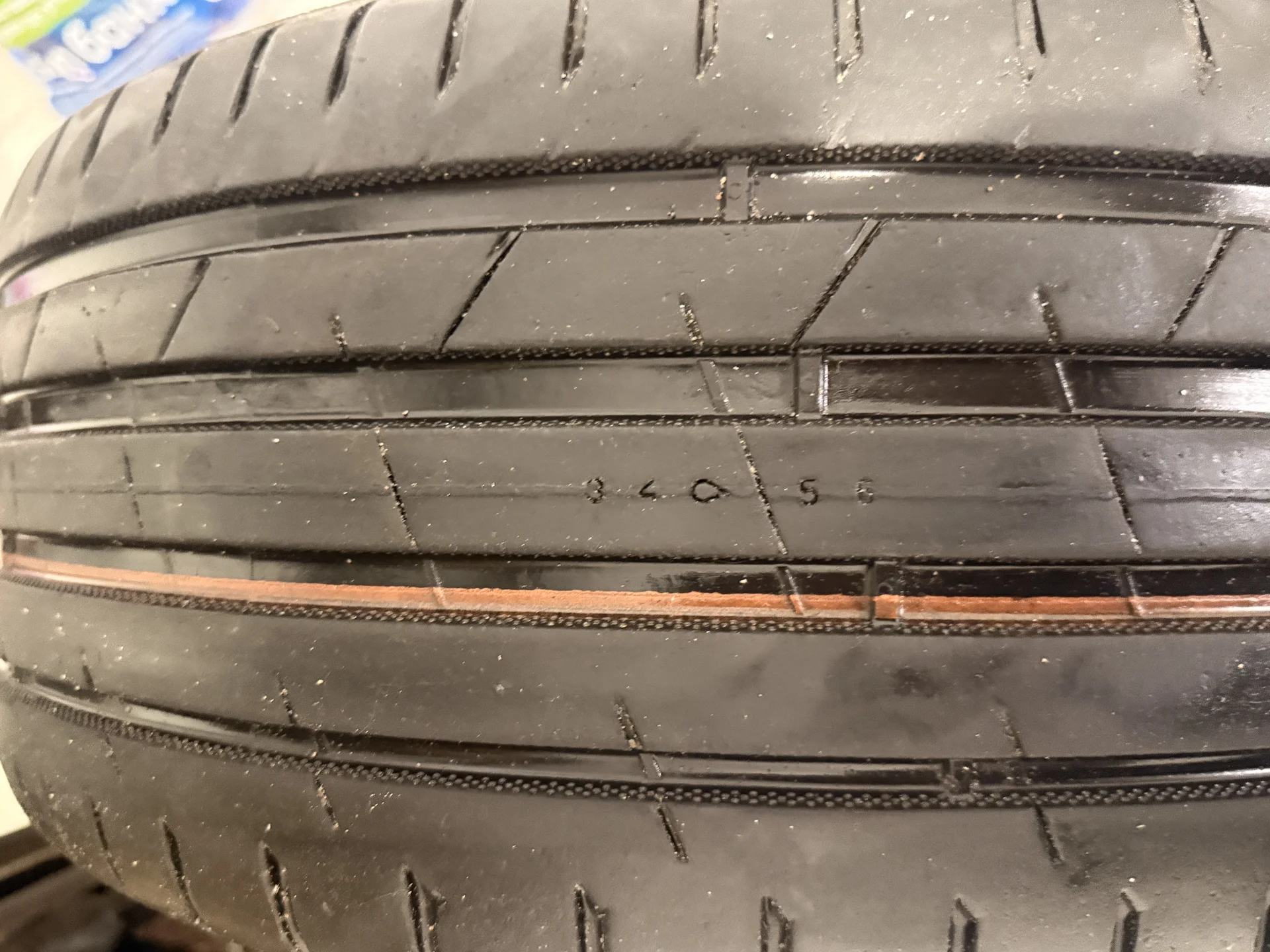 Шины летние Ikon Tayres 225/45 17 - миниатюра 2