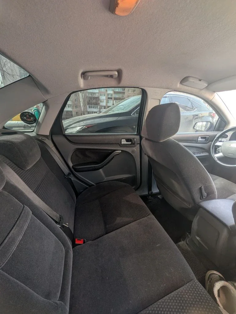 Ford Focus 1.6 MT, 2006, 300 073 км - миниатюра 9