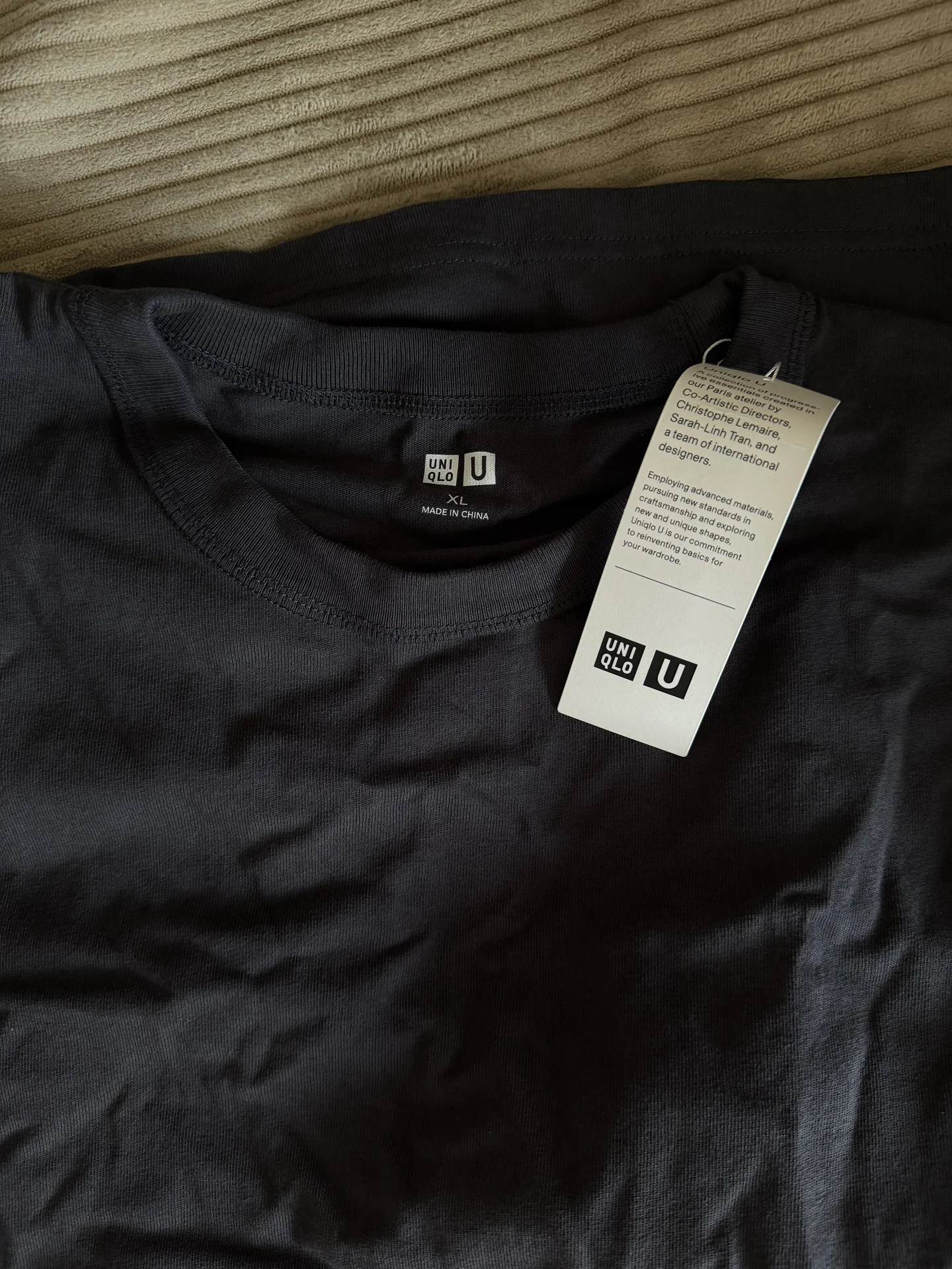 Футболка Uniqlo новая оригинал - миниатюра 4