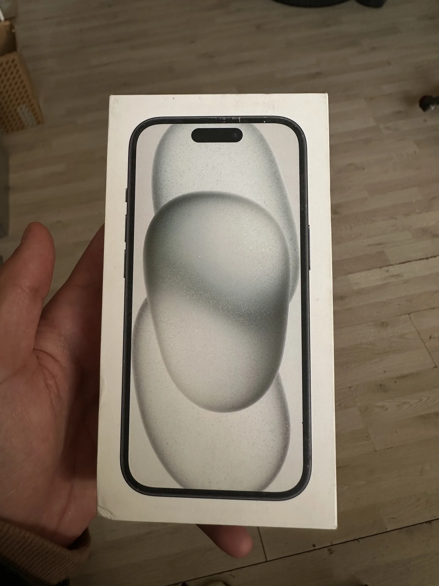 iPhone 15 128 Гб sim+esim - изображение 1