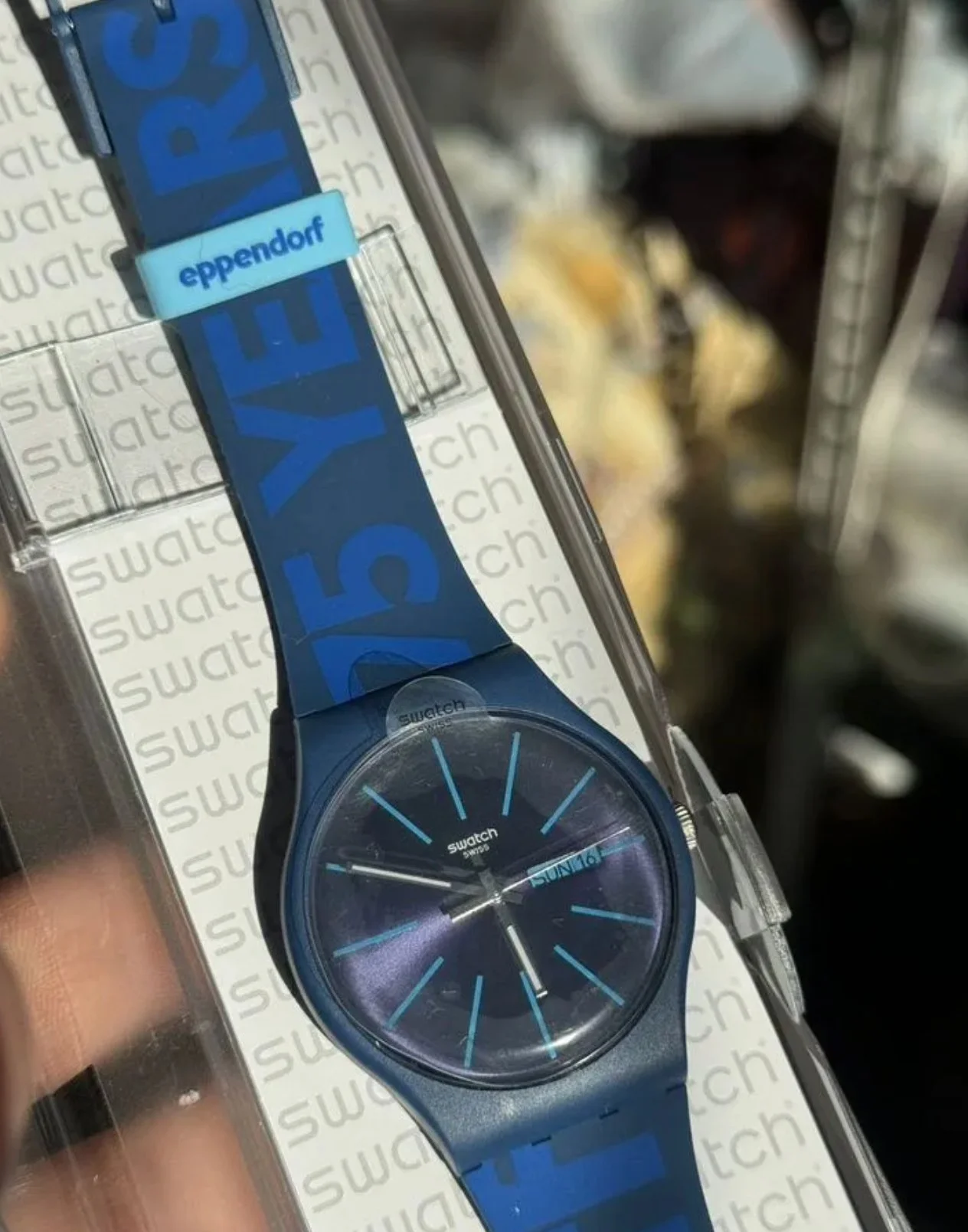 Swatch suon713C лимитка Eppendorf 75 Years, новые - изображение 1