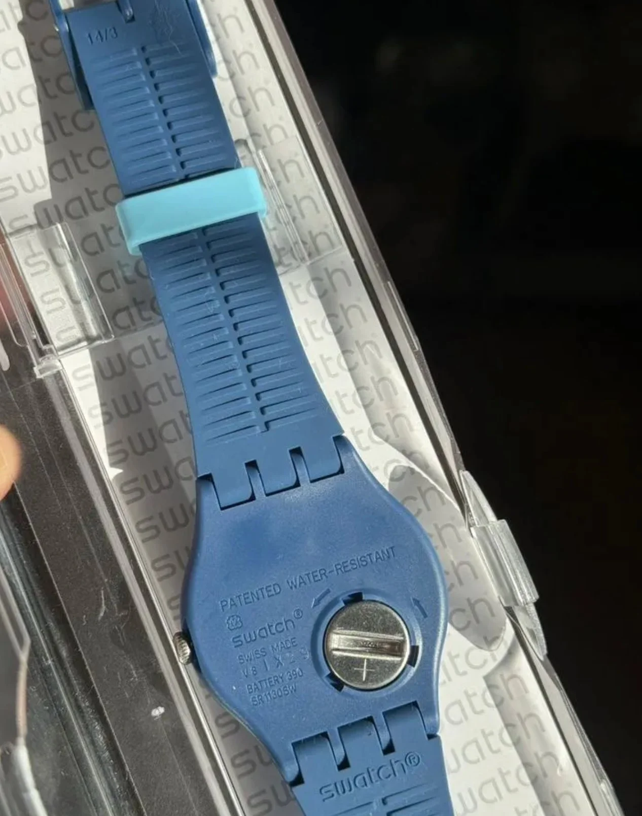 Swatch suon713C лимитка Eppendorf 75 Years, новые - миниатюра 5