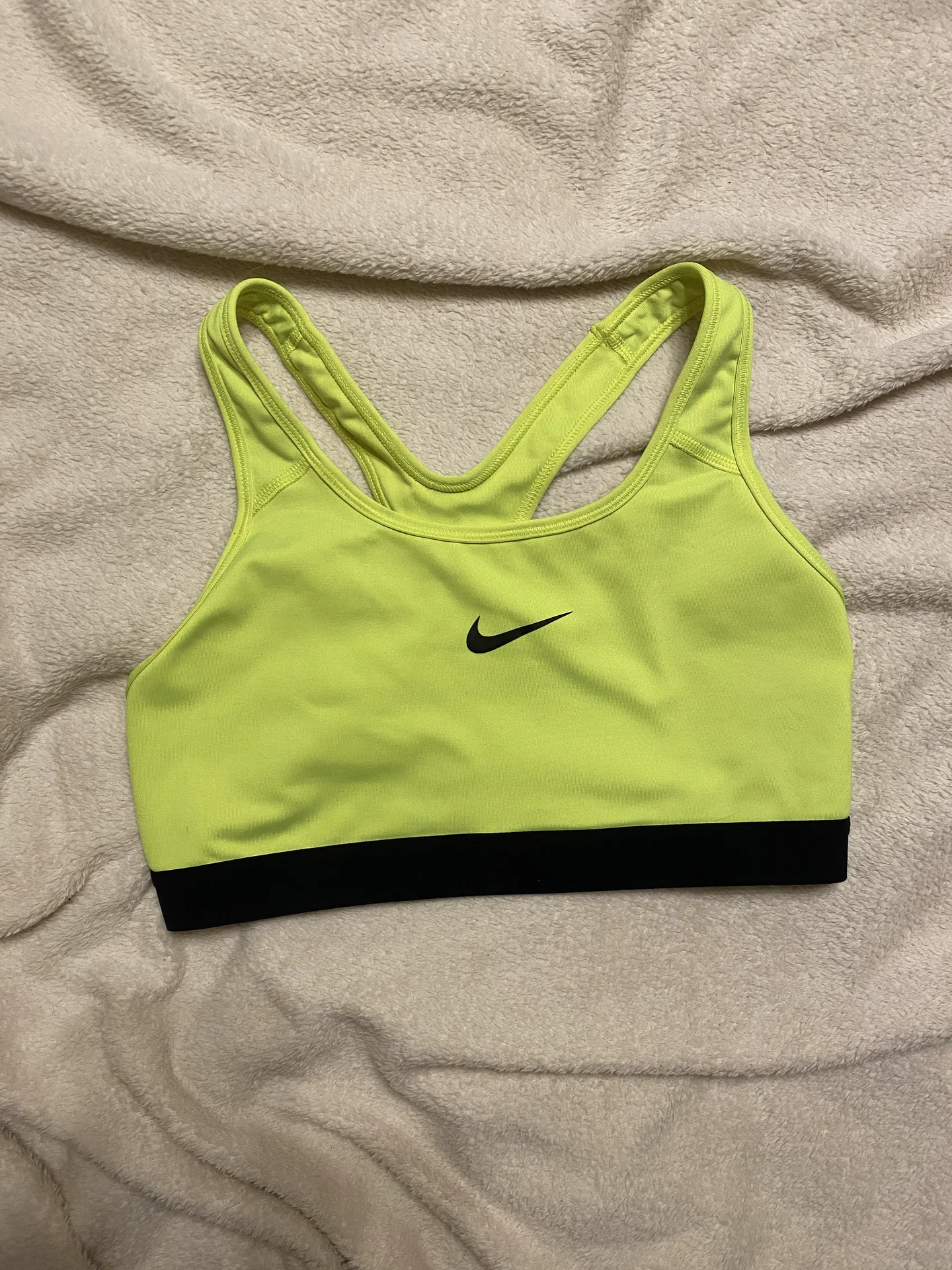 Спортивный топ nike - изображение 1