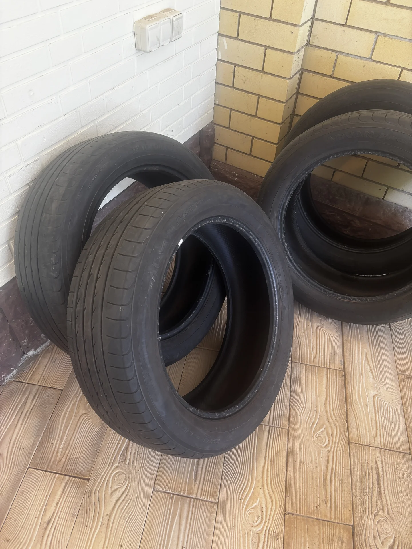 Резина Yokohama advan sport 102v r20 235/55 - миниатюра 2