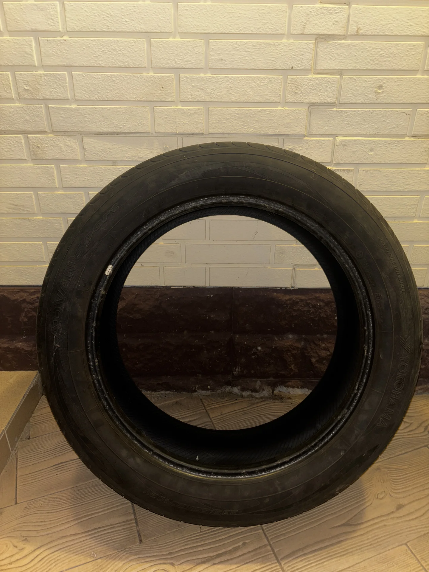 Резина Yokohama advan sport 102v r20 235/55 - миниатюра 3