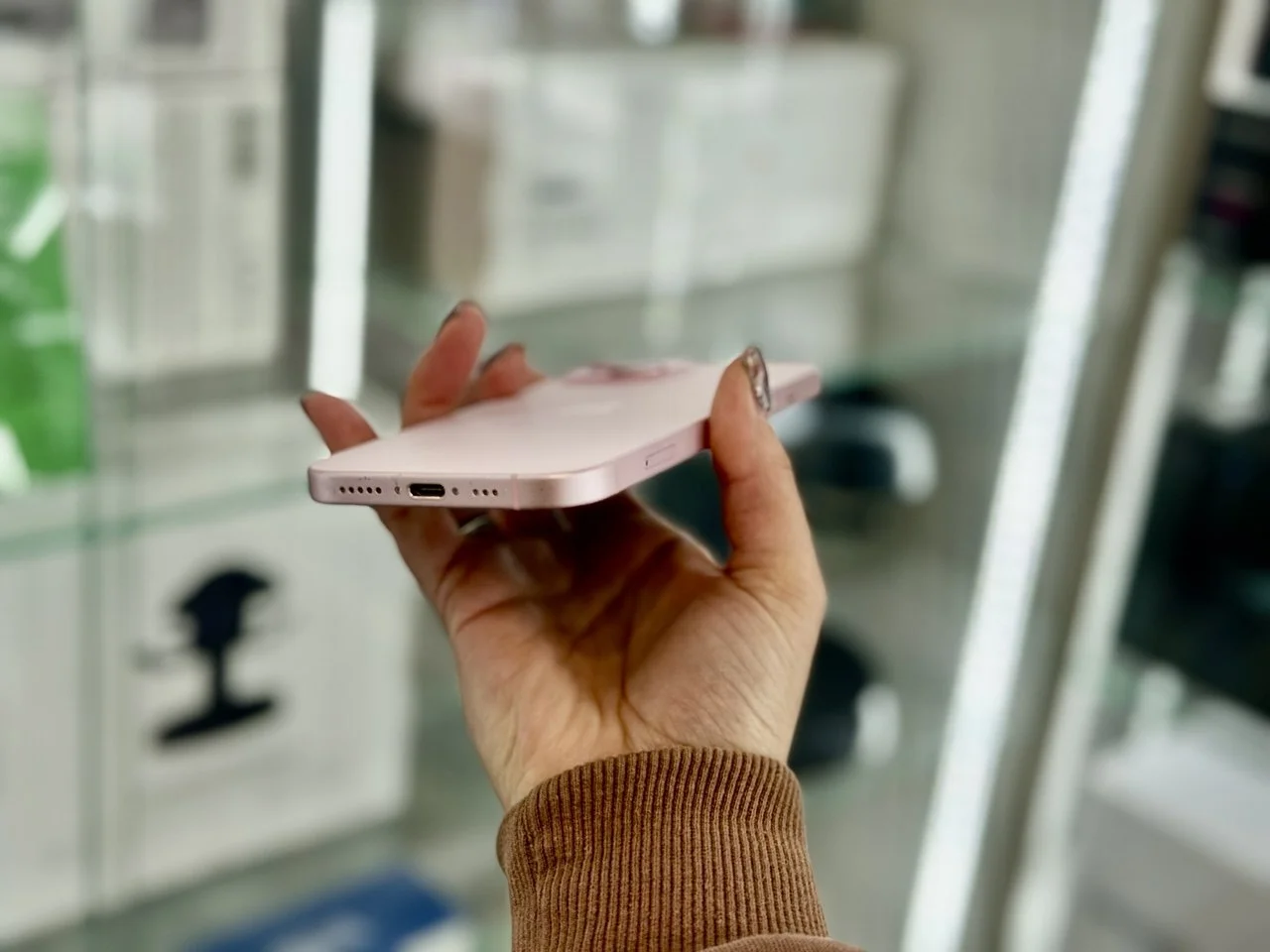 iPhone 15 256Gb - миниатюра 2