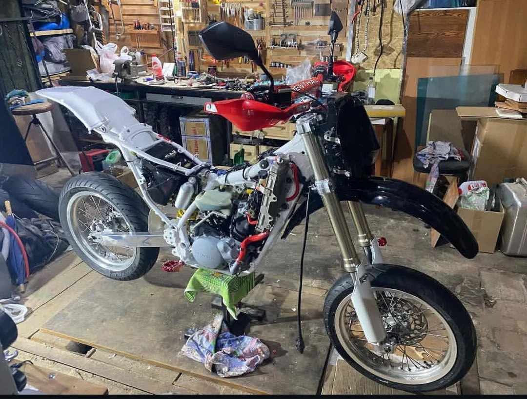 Honda CRM250R - миниатюра 19