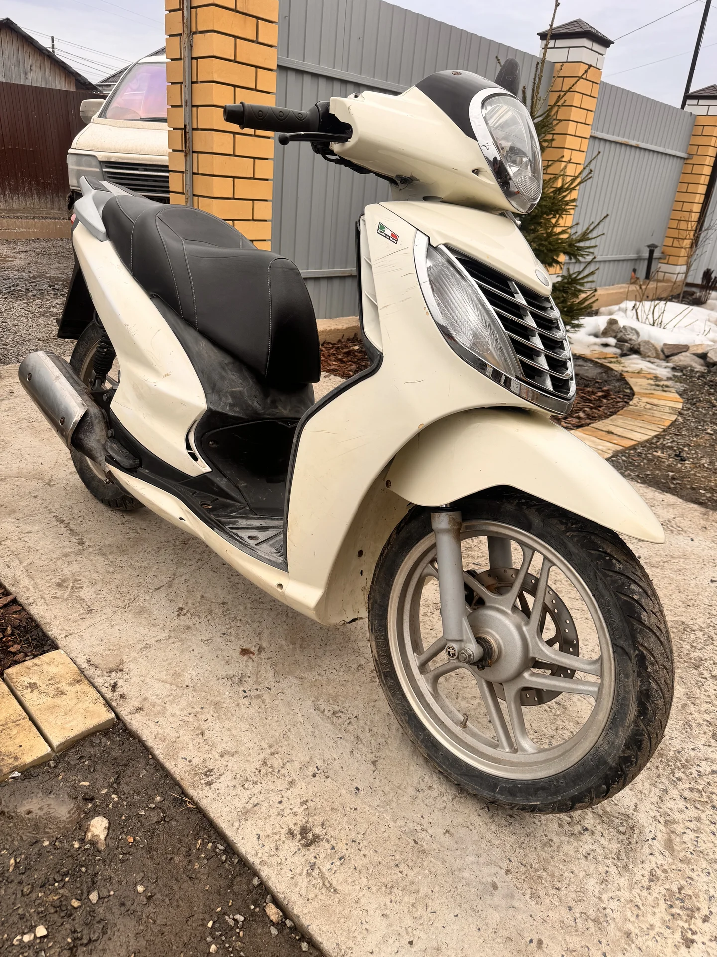 Скутер Ducati Malaguti Centro - миниатюра 2