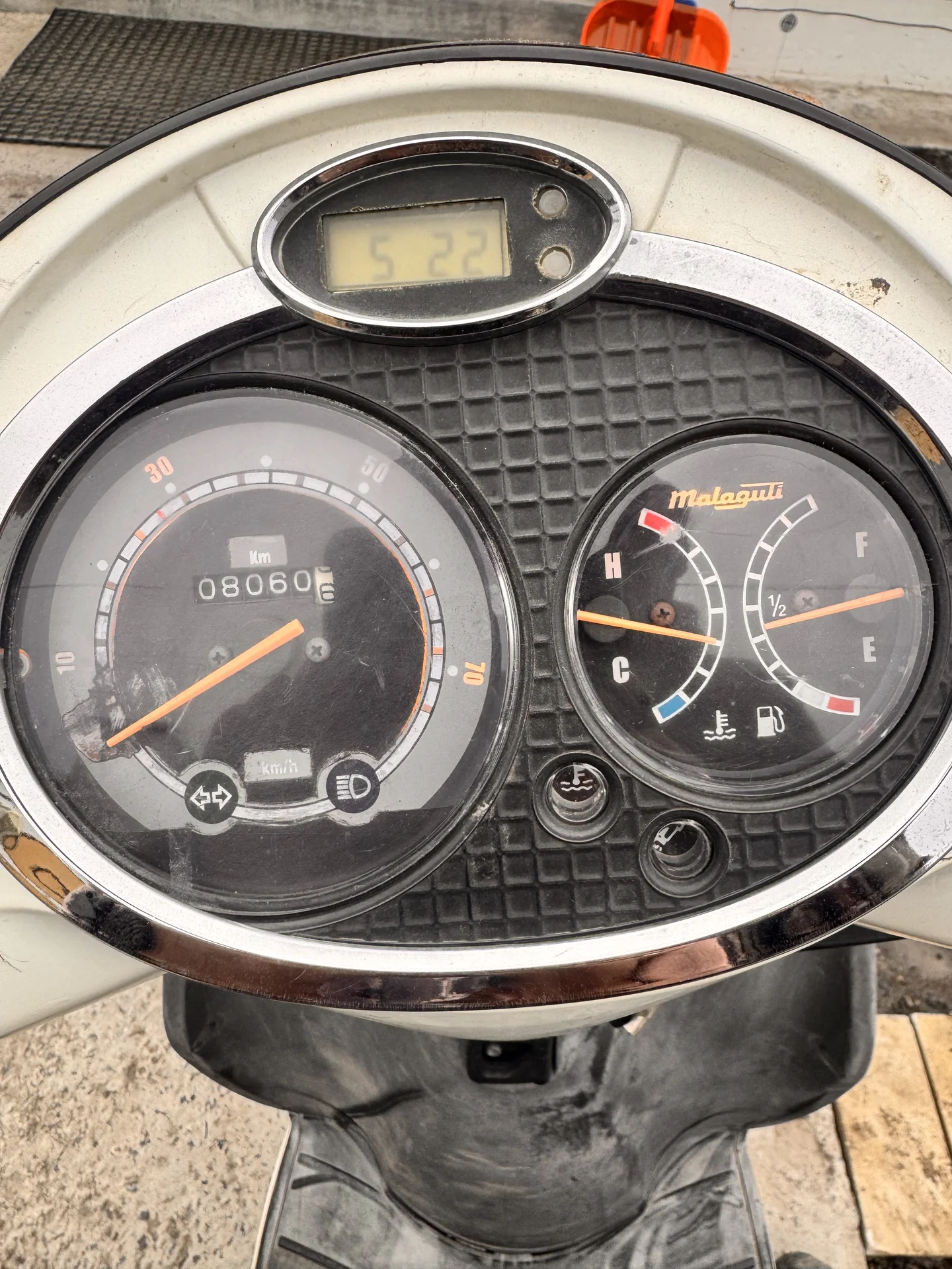 Скутер Ducati Malaguti Centro - миниатюра 8
