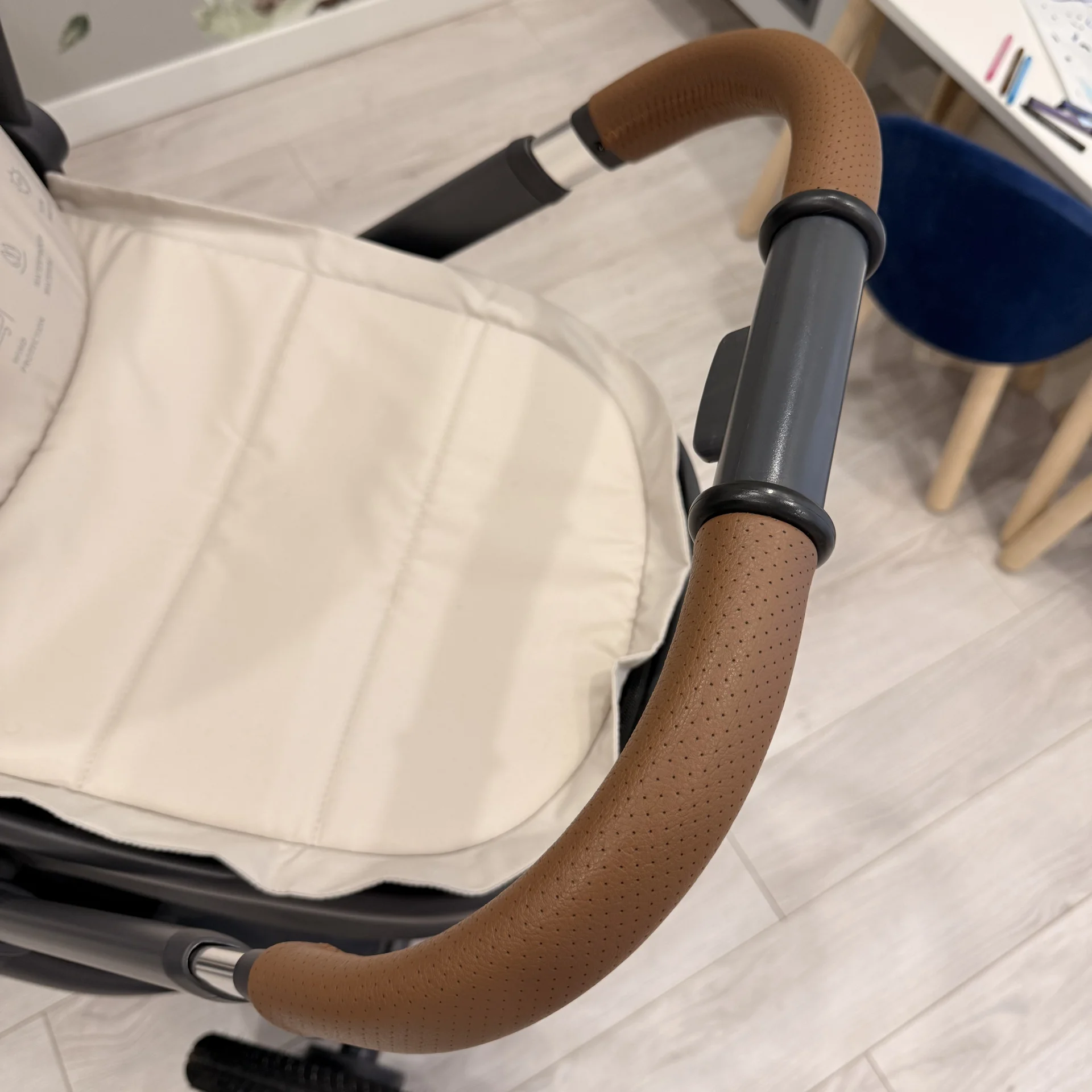 Коляска Happy Baby mommer pro 2в1 - миниатюра 3