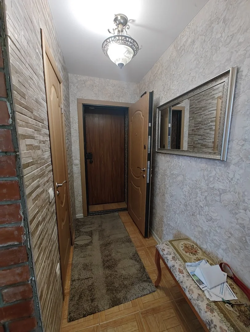 Сдаю трёхкомнатную квартиру в Дзержинском районе города - миниатюра 16