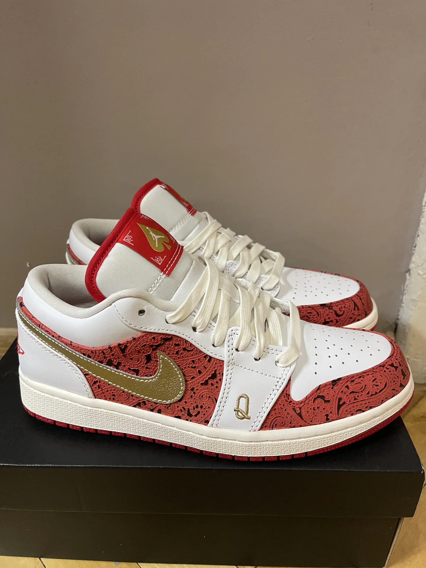 Кроссовки air jordan 1 low se spades - миниатюра 3