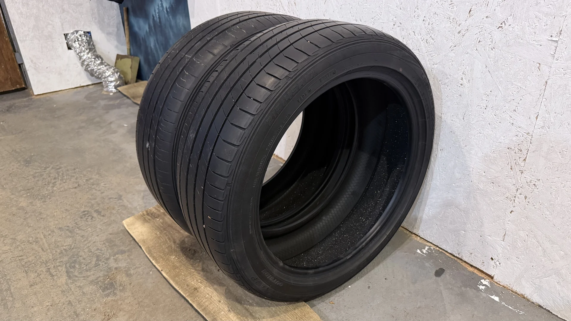 Dunlop Le Mans V R 17/215/45 - миниатюра 2